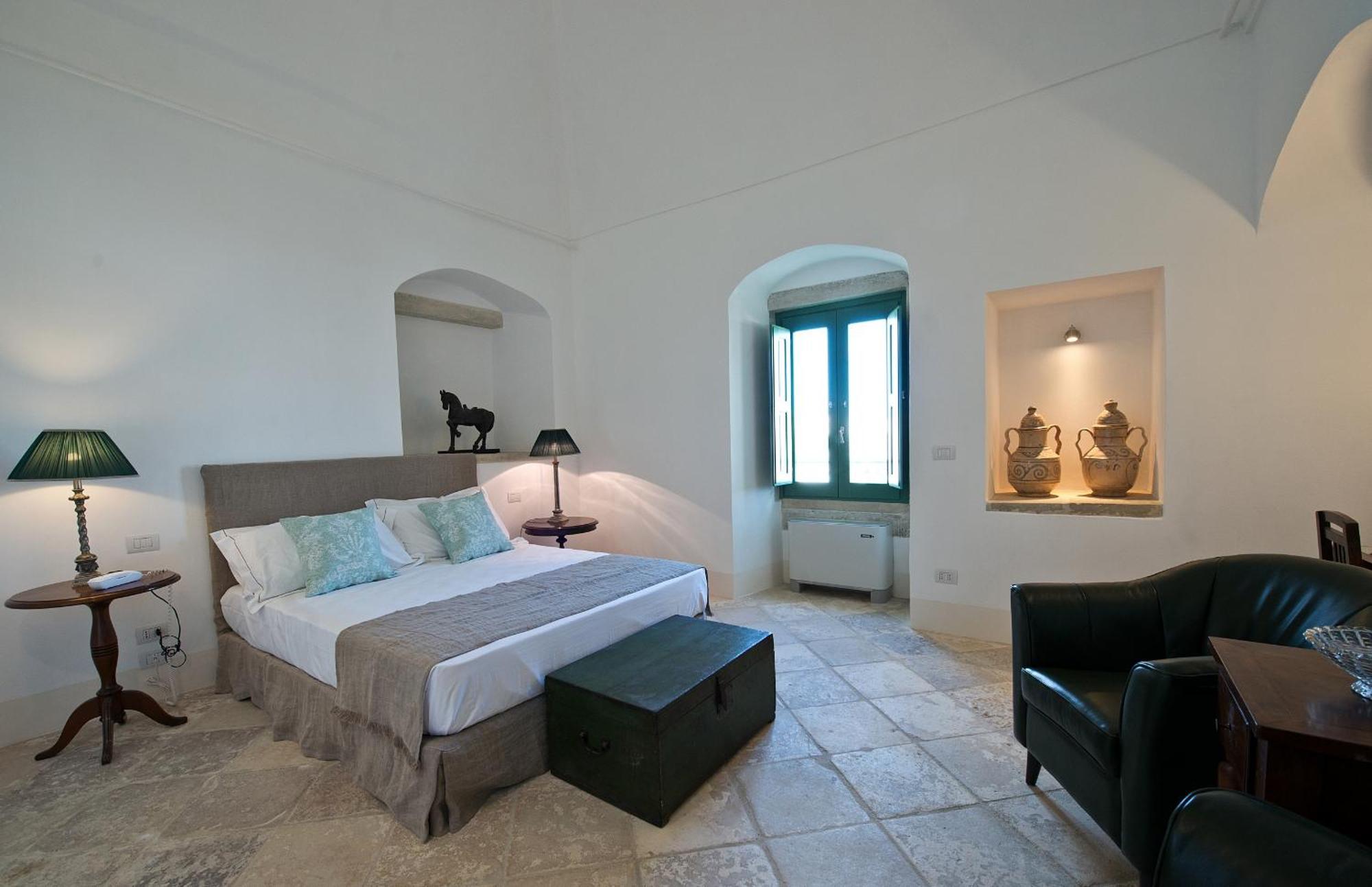 Palazzo Ducale Venturi - Luxury Hotel & Wellness Minervino di Lecce Bagian luar foto