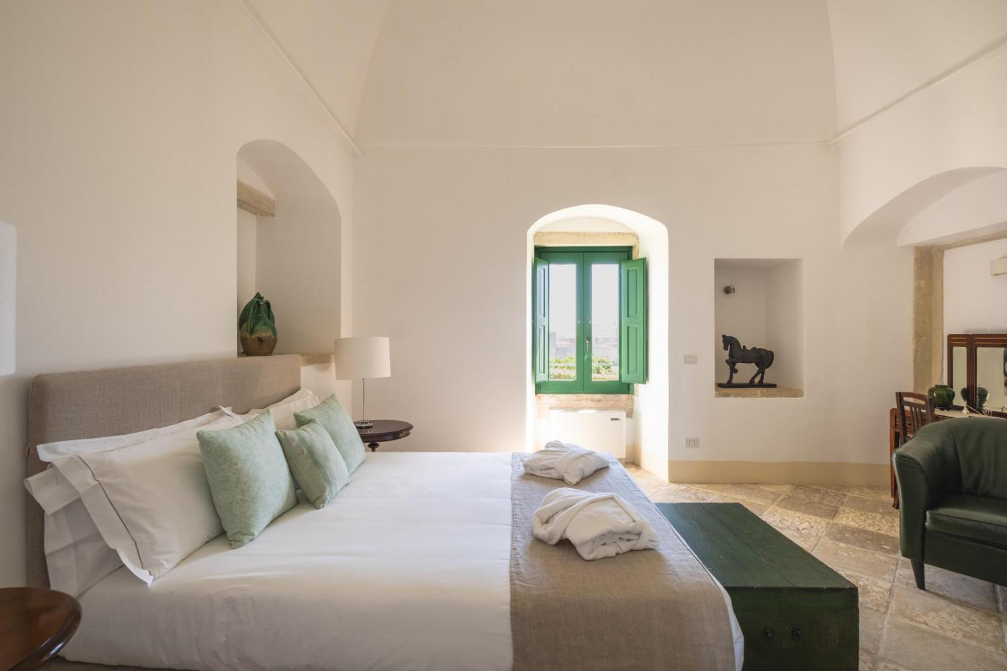 Palazzo Ducale Venturi - Luxury Hotel & Wellness Minervino di Lecce Bagian luar foto