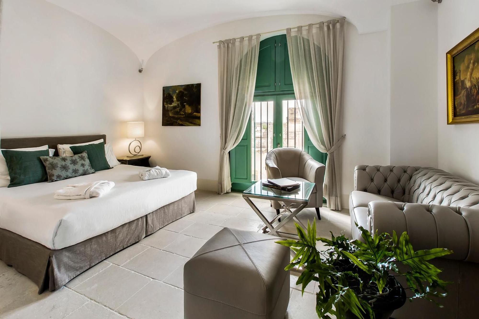 Palazzo Ducale Venturi - Luxury Hotel & Wellness Minervino di Lecce Bagian luar foto