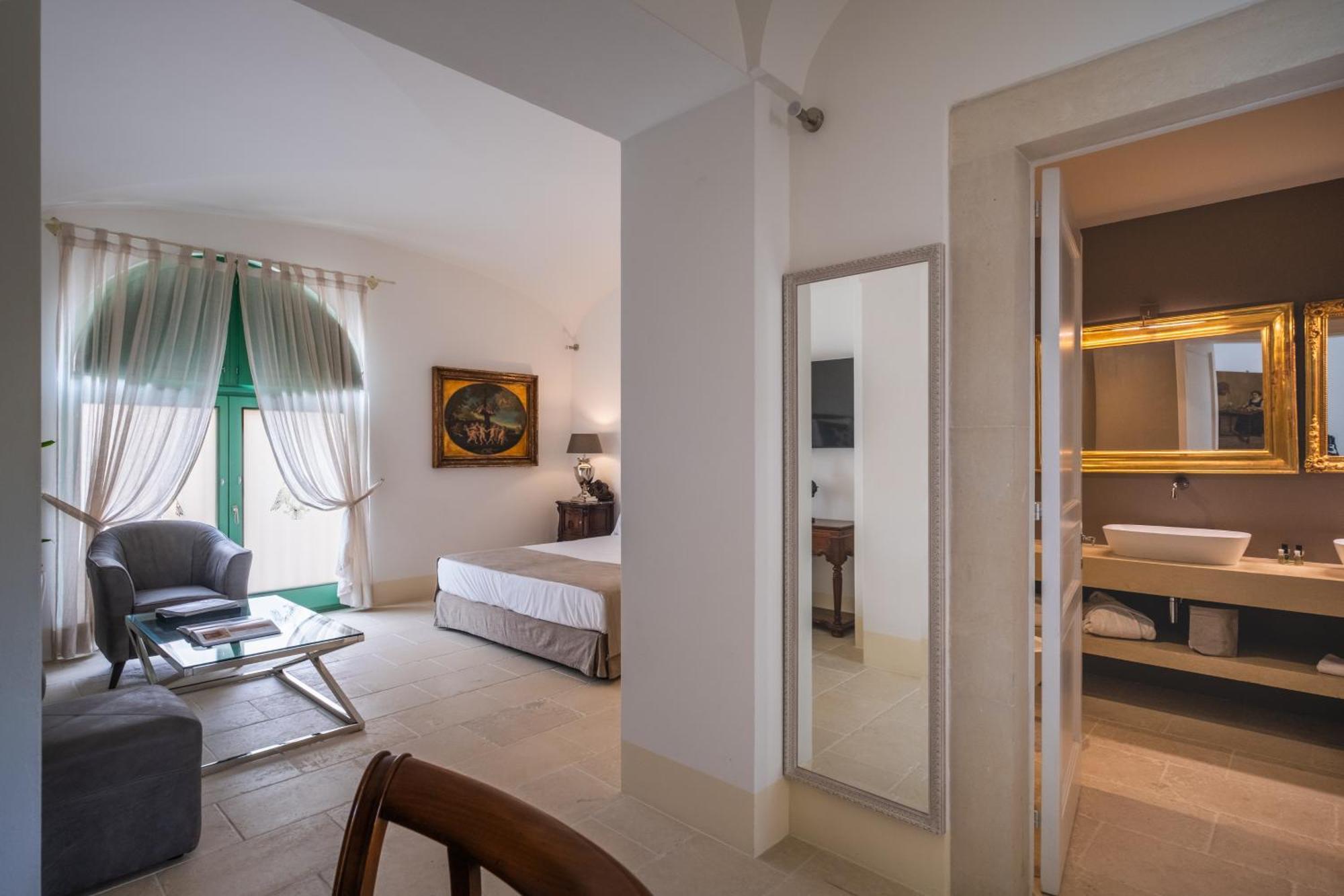 Palazzo Ducale Venturi - Luxury Hotel & Wellness Minervino di Lecce Bagian luar foto