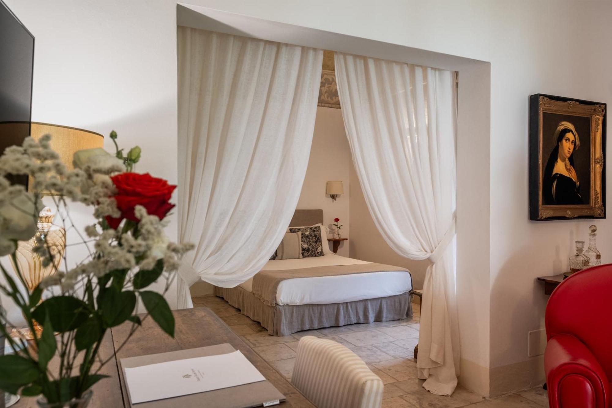 Palazzo Ducale Venturi - Luxury Hotel & Wellness Minervino di Lecce Bagian luar foto